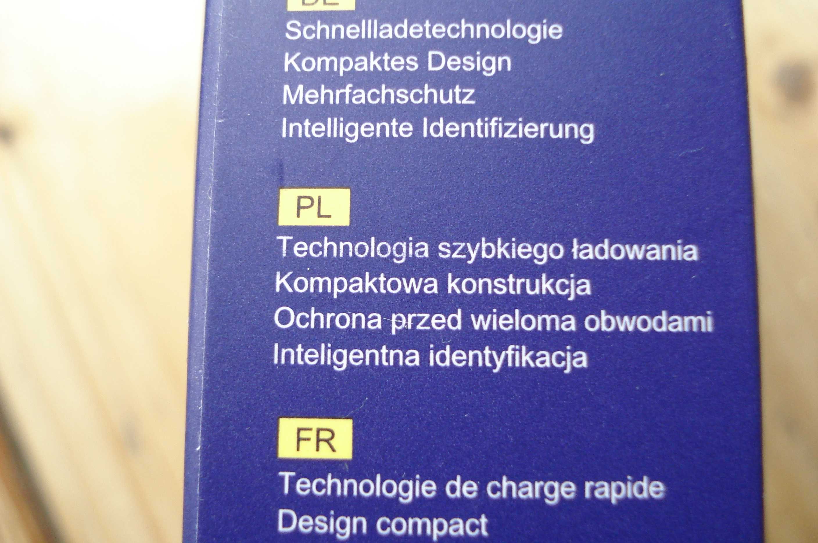 Ładowarka z kablem Borofone, nowa, dual port - sprzedam