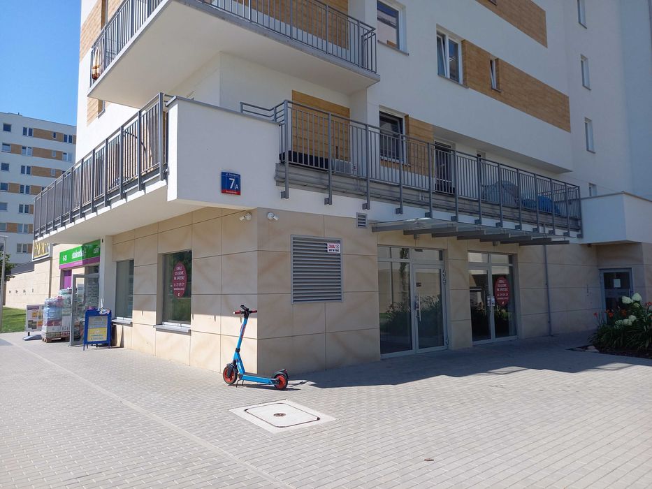 Lokal do wynajęcia na dużym osiedlu. Bezpośrednio