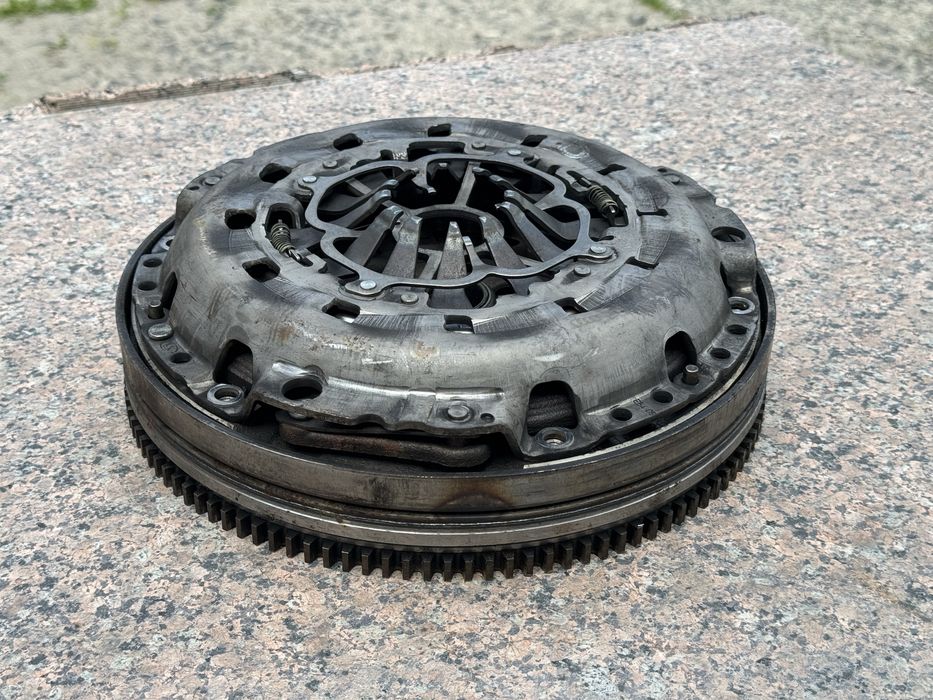 Щеплення Audi a4 b7 2.0 TDI BMR сцепление демфер диск маховик ауді а4