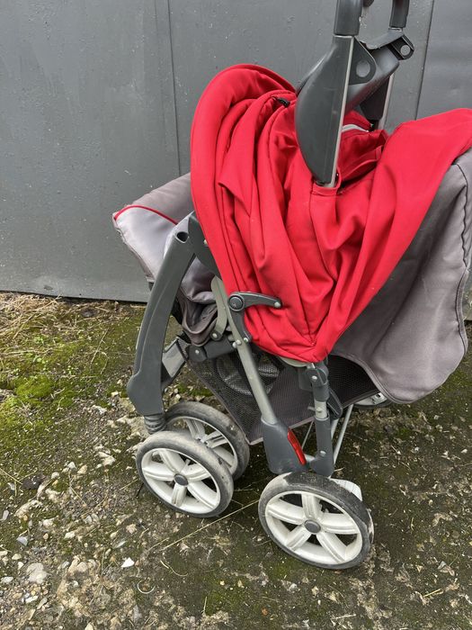 Літній візочок з гарною амартизацією