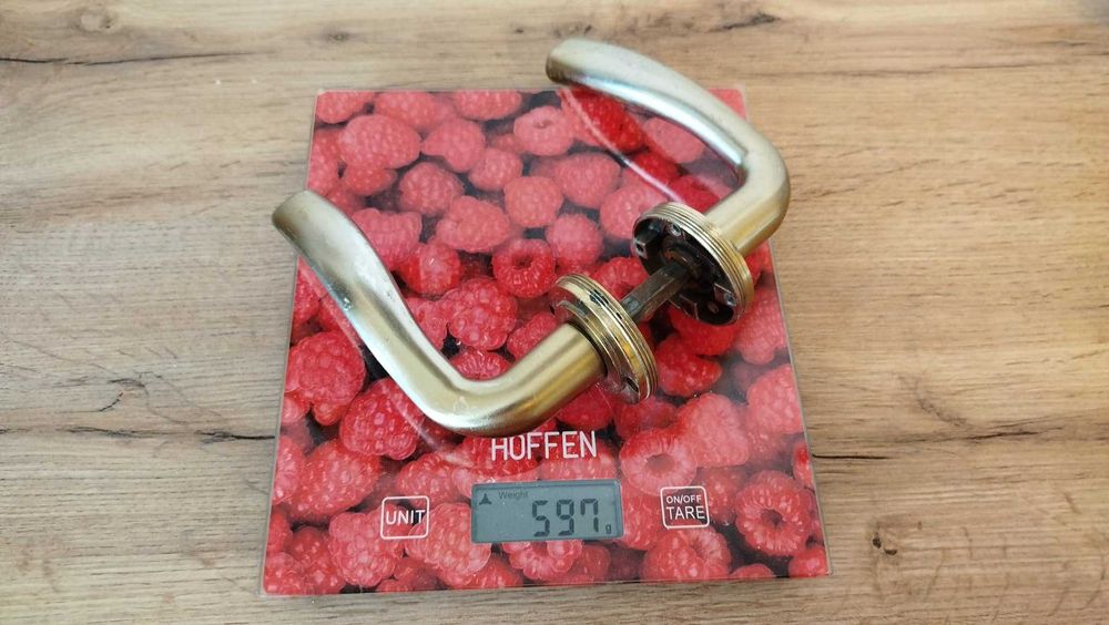 Stare klamki ładne ze znalu starocie ciężkie jak z mosiądzu