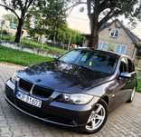 BMW E90 //2.0 150 km/
Półskóry// Skrzynia Manualna 6//
280 Tysięcy Prz