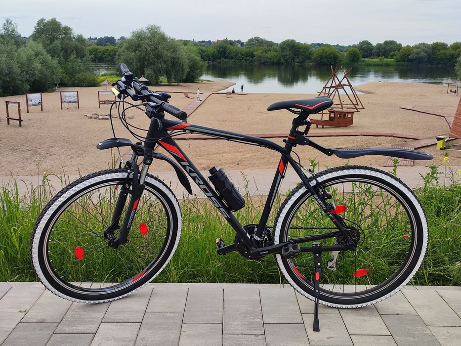 Rower Kross+ firmowe wyposaże..