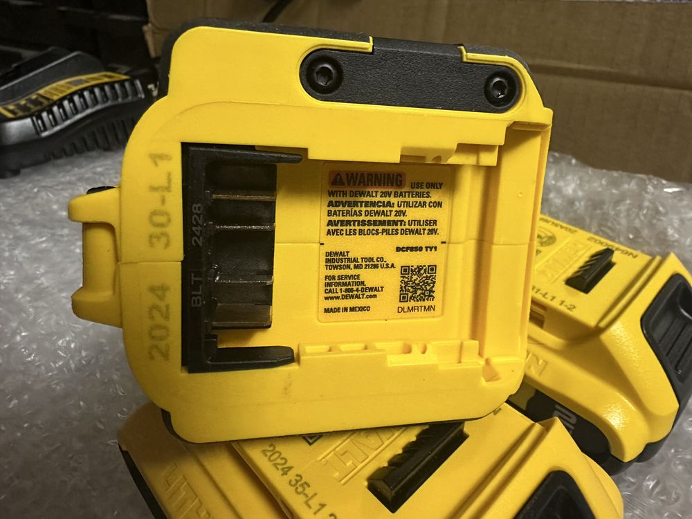 Dewalt dcf850 шуруповерт ( комплект )