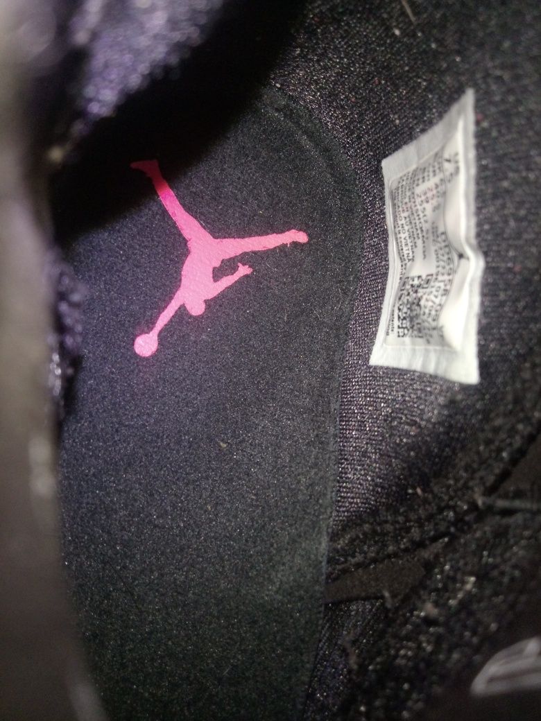 Jordan XXXVII impecável