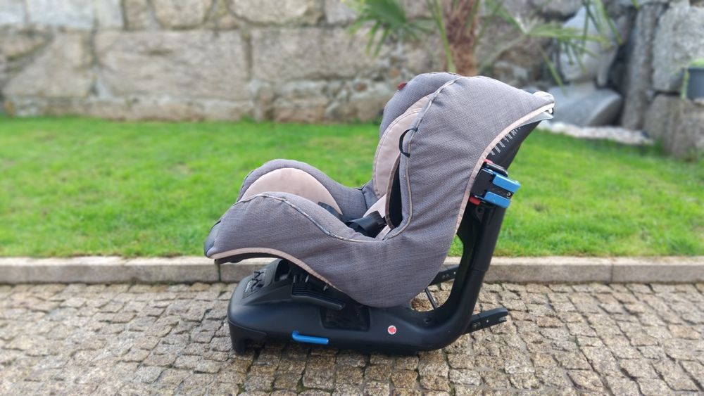 Cadeira bebe bebecar  mais isofixo