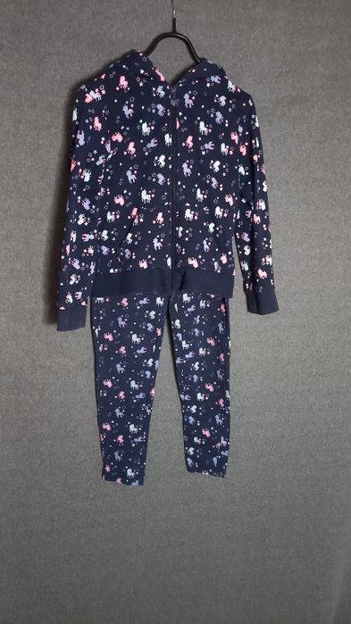 Спортивний костюм на дівчинку 128 см (7-8 лет)