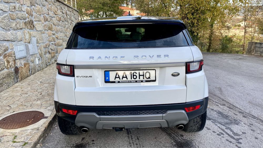 Land Rover Evoque 2.0 TD4 HSE AUTO