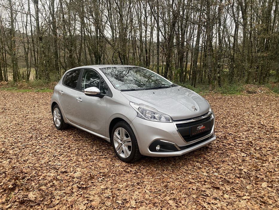 Peugeot 208 1.2 gasolina
