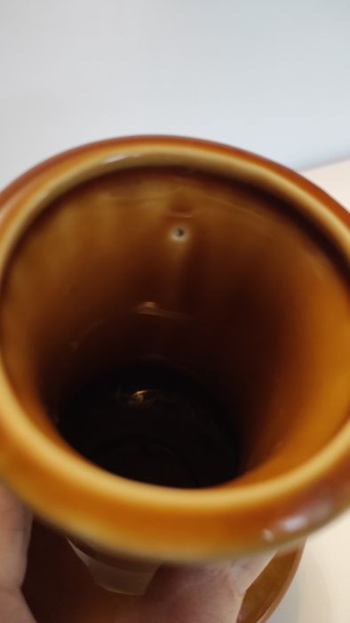 Miodowy wazon., Pruszków.