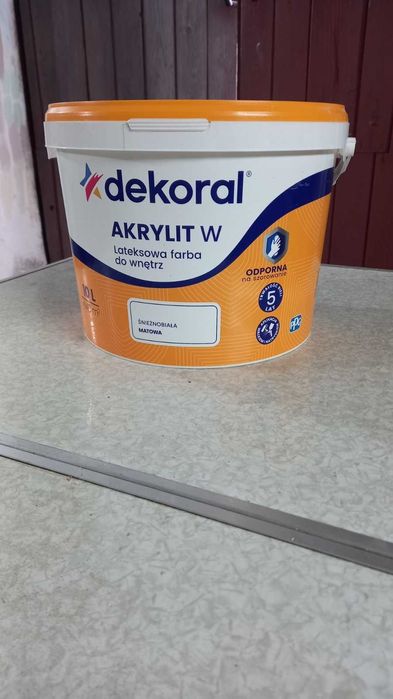 Фарба біла 10 л DECORAL