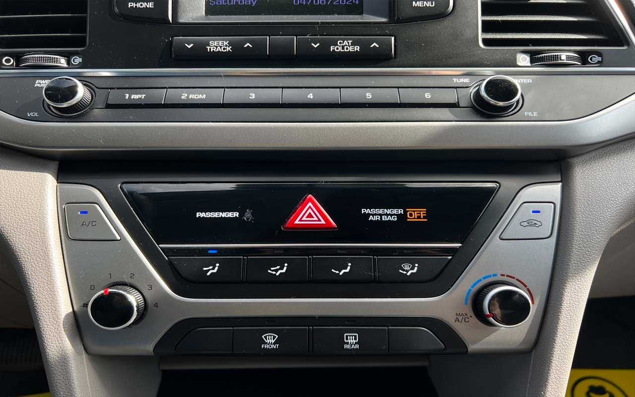 Hyundai Elantra 2017