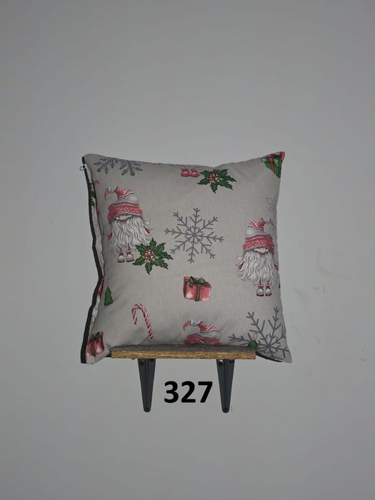 Poszewka świąteczna 7 zł / sztuka