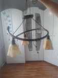 Lampa sufitowa i kinkiet lampa trzy klosze a kinkiet jeden klosz
