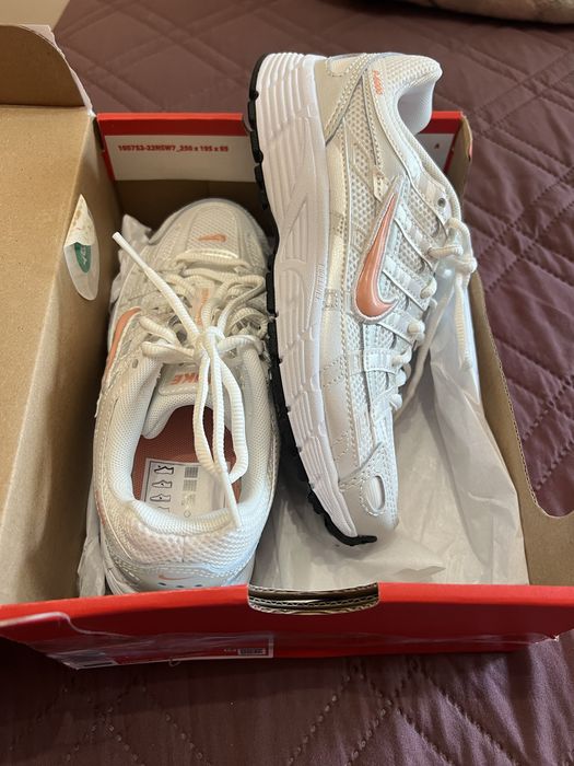 Novo nunca foi usado (N° das sapatilhas 33)