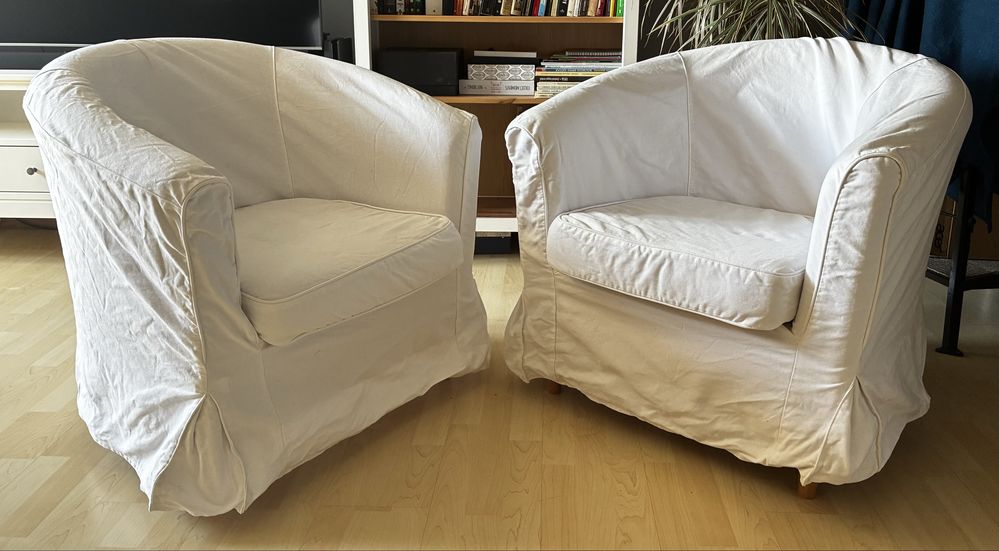 Sprzedam 2 fotele + biale etui IKEA