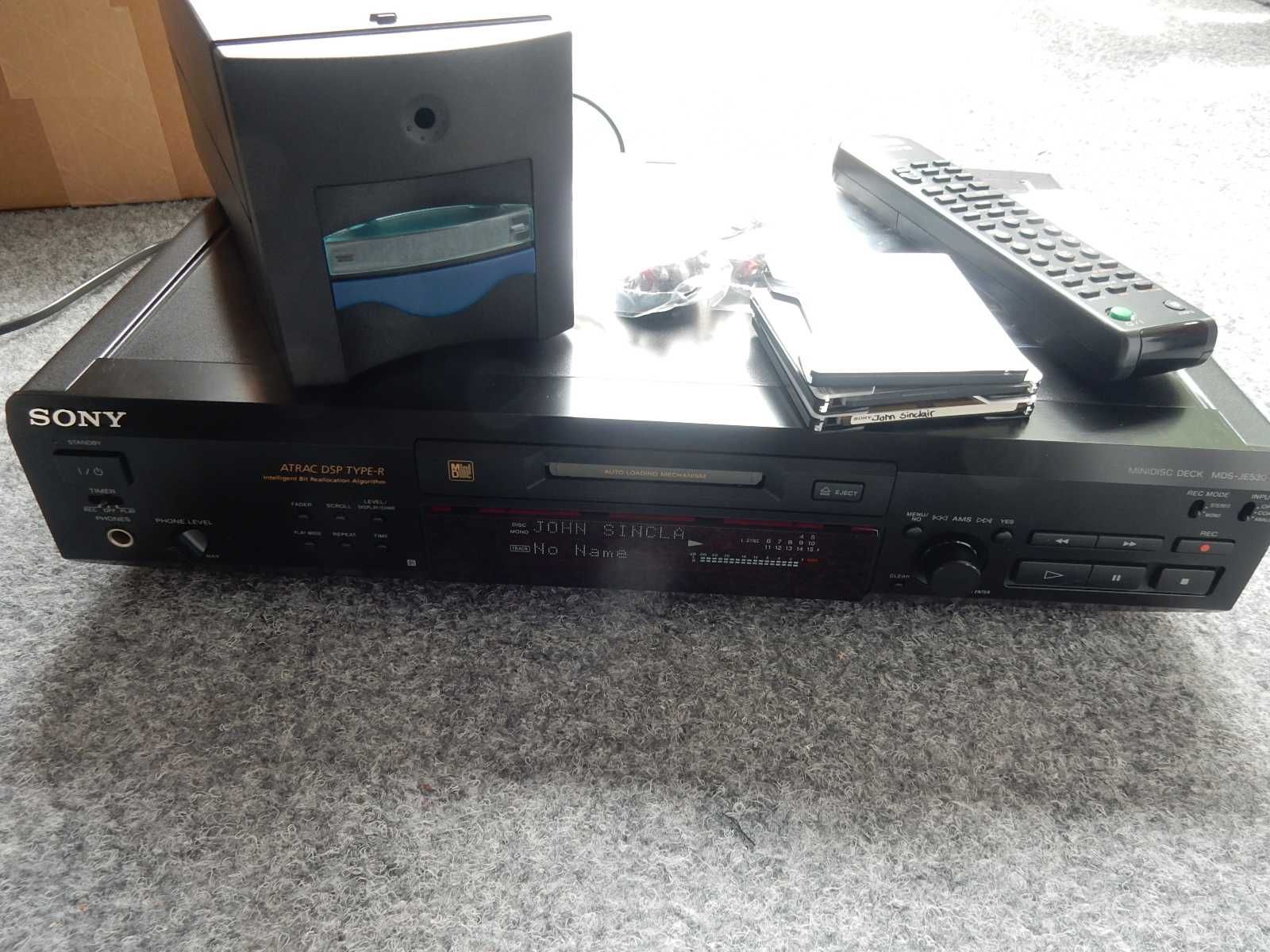 Sony MDS JE 530 minidisc minidysk + 14 minidysków + pilot + kable