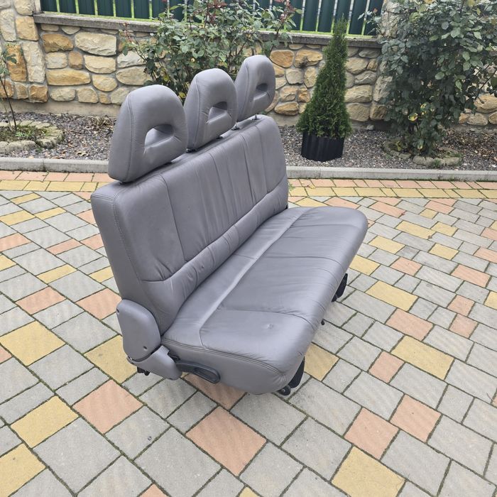 Сидіння диван шкіра для авто. 1.2м ширина.