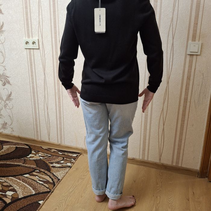 Светр новий WAIKIKI, чорний легкий