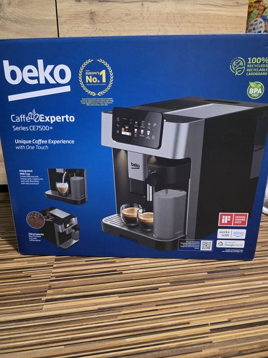Ekspres do kawy Beko CaffeExperto CEG 7348x czarno srebrny