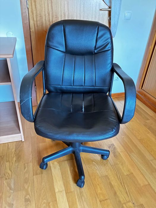 Secretaria escritório e cadeira