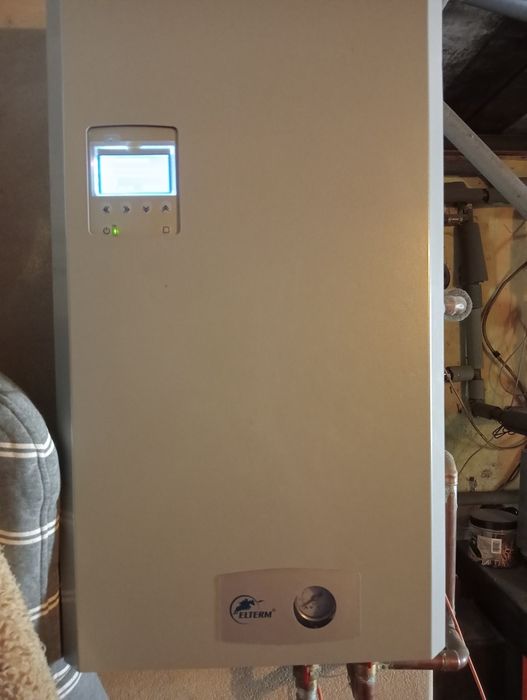 Piec elektryczny 9 kW plus aplikacja