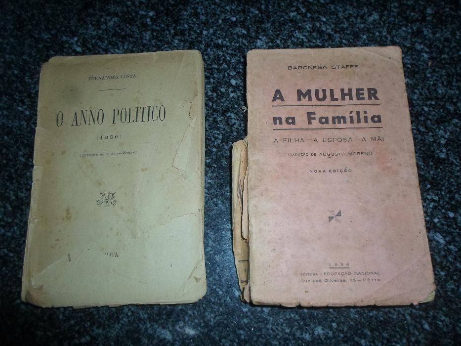 2 livros bastante antigos