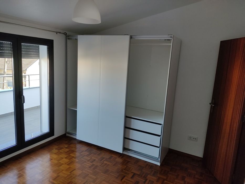 Aluga-se apartamento T2