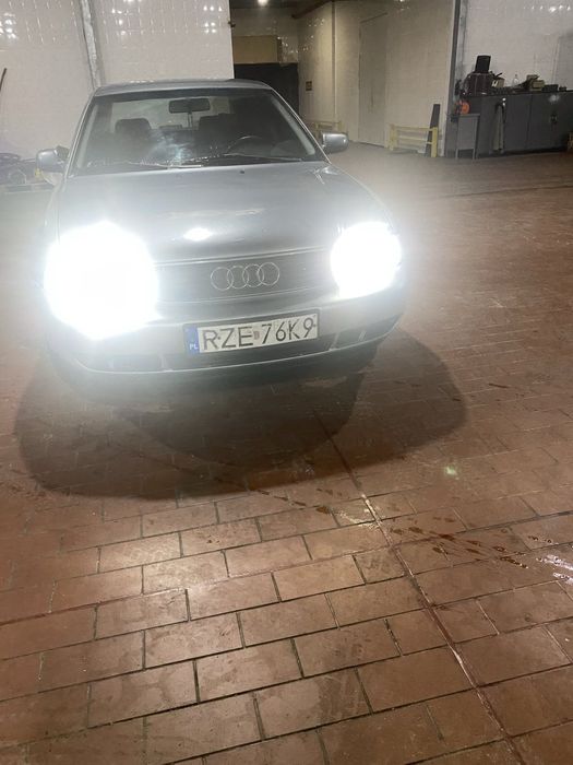 Ауді А4 Б5 1.6 MPI