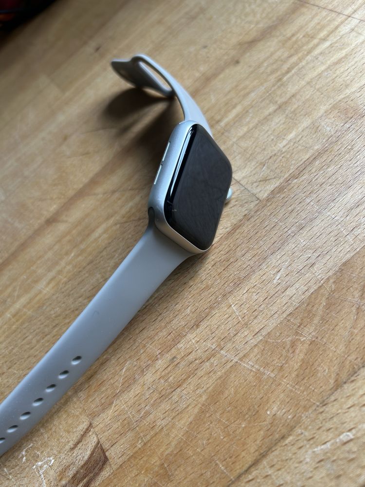 Apple watch SE 2 generacja 40mm