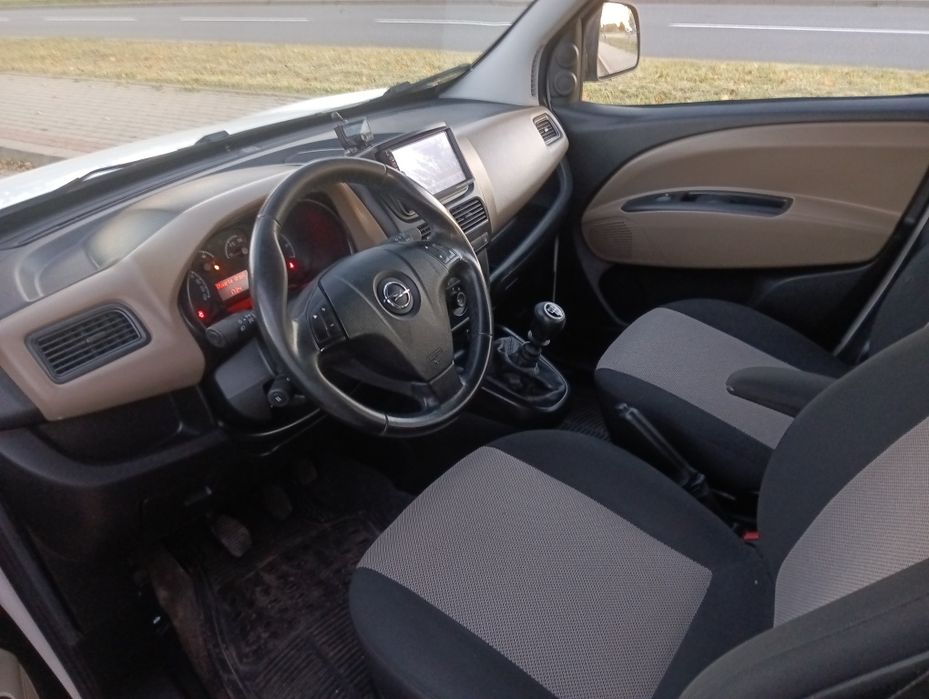 Opel Combo, Model 2017r 1.6 Jtd Serwis ,Stan bardzo dobry _