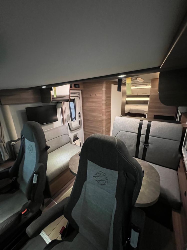 Knaus live I 700 meg