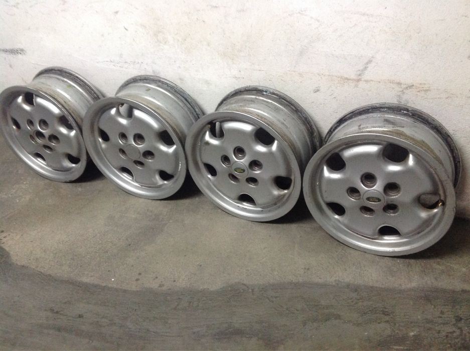Jantes 16 Land Rover Range Rover DiscoveryTD5 Ou BMW em bom estado