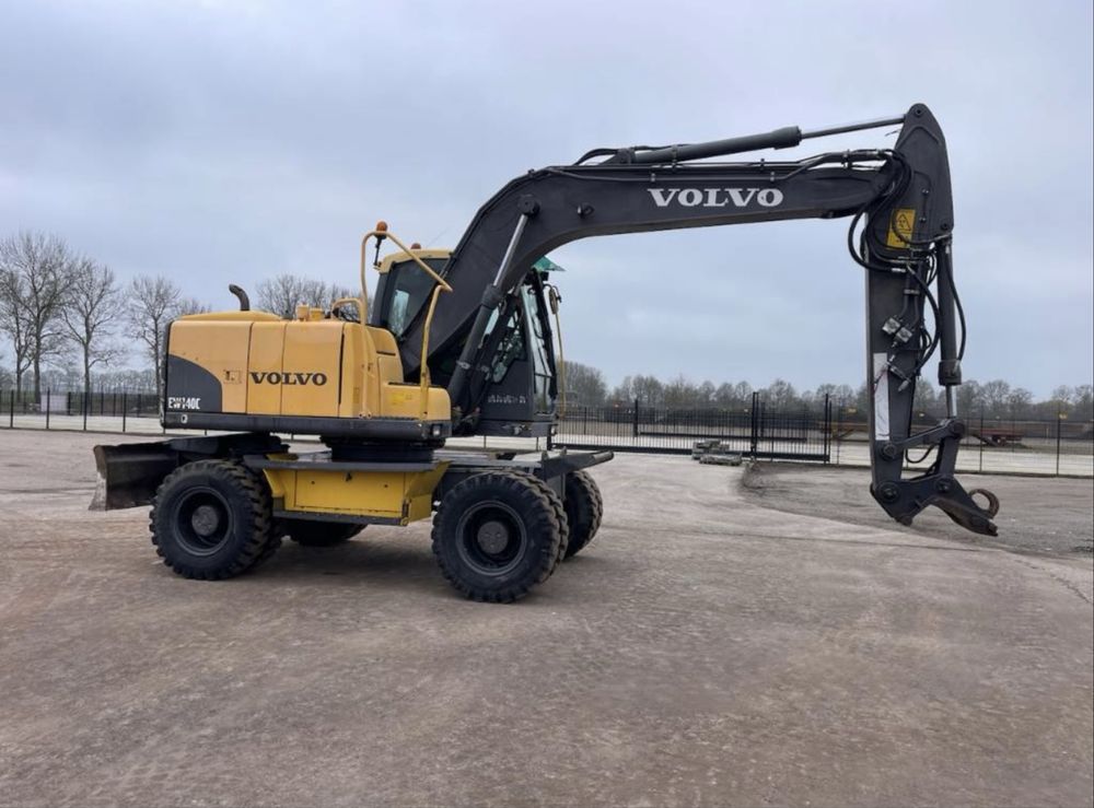 Volvo ew140c 2009 рік