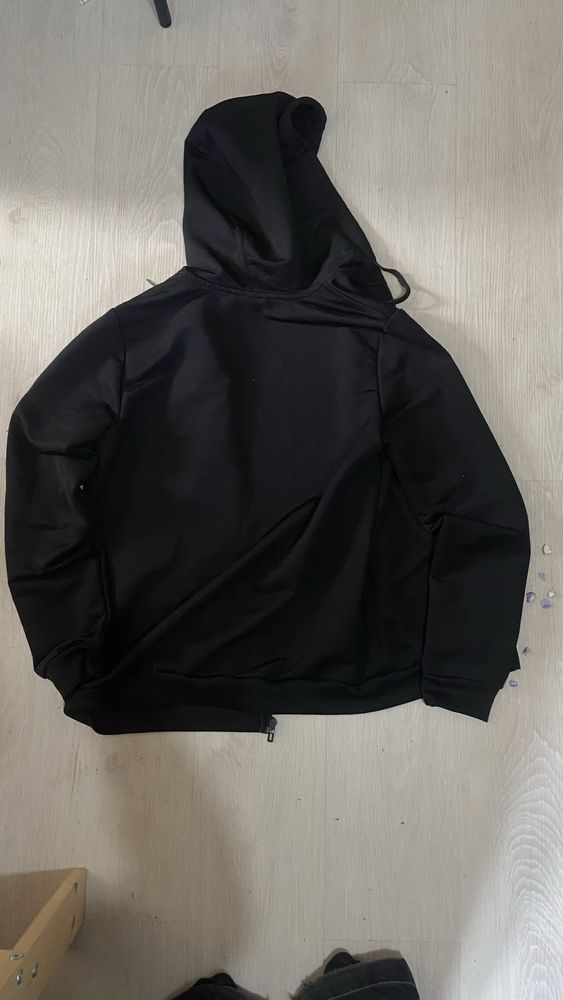 casaco adidas      tam. L