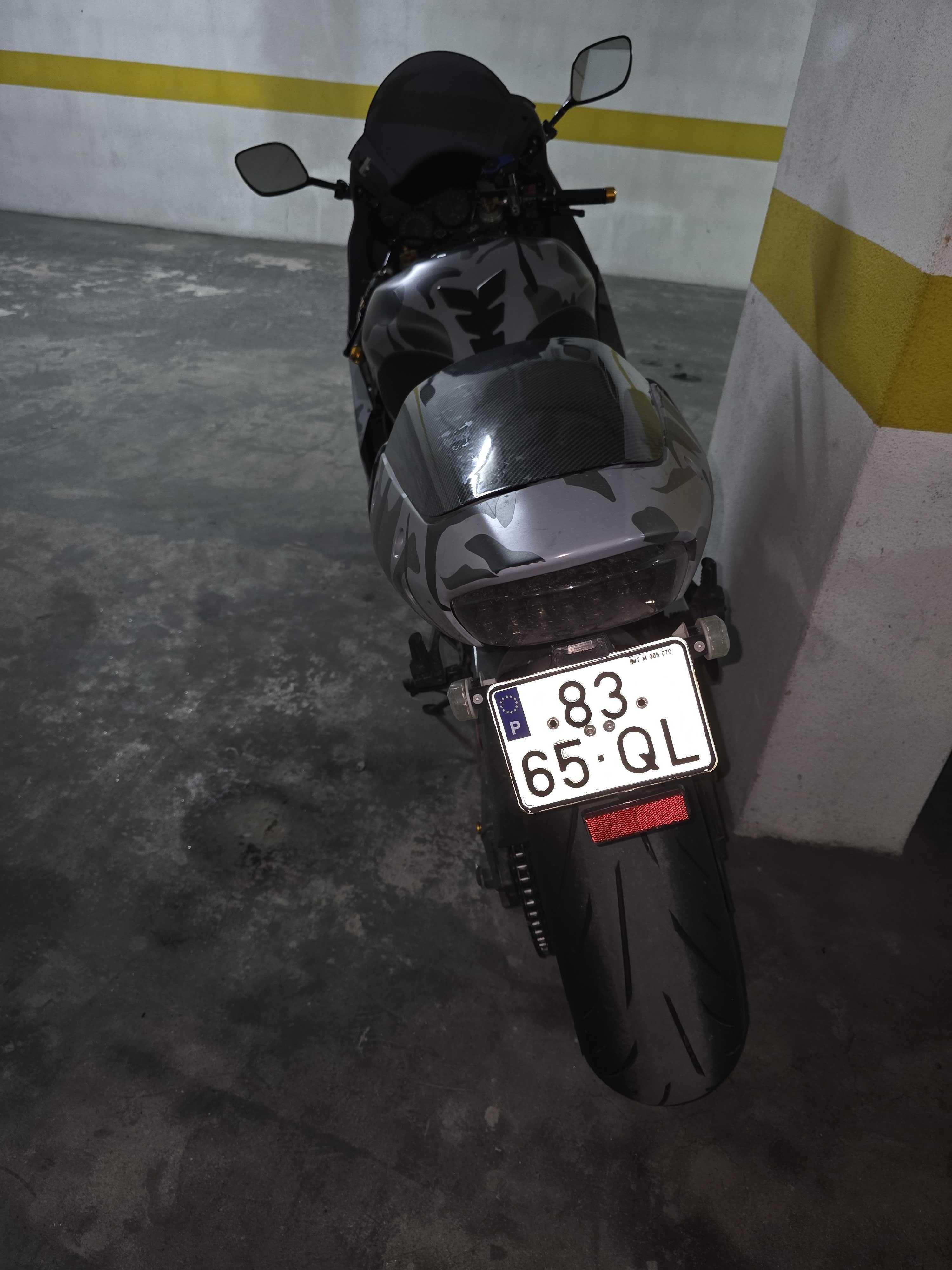 Kawasaki ZX12R 2000