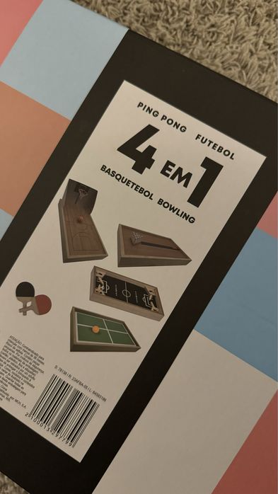 Varios jogos de tabuleiro