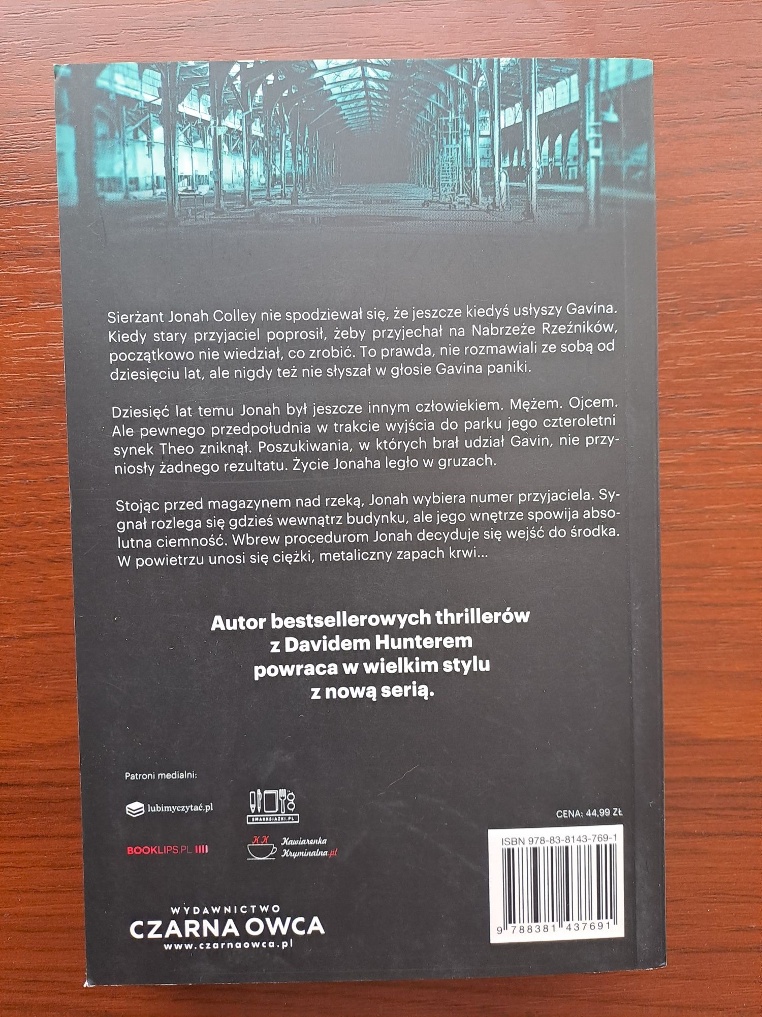 Książka Simona Becketta "Zagubiony"