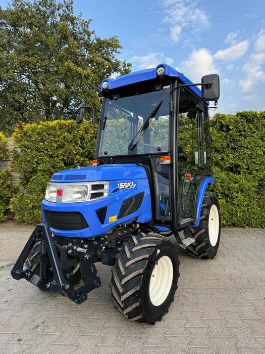Traktor komunalny ISEKI TM3267AL ECO z ogrzewaną kabiną i przednim TUZ