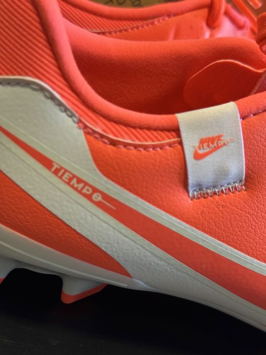 Chuteira nike tiempo
