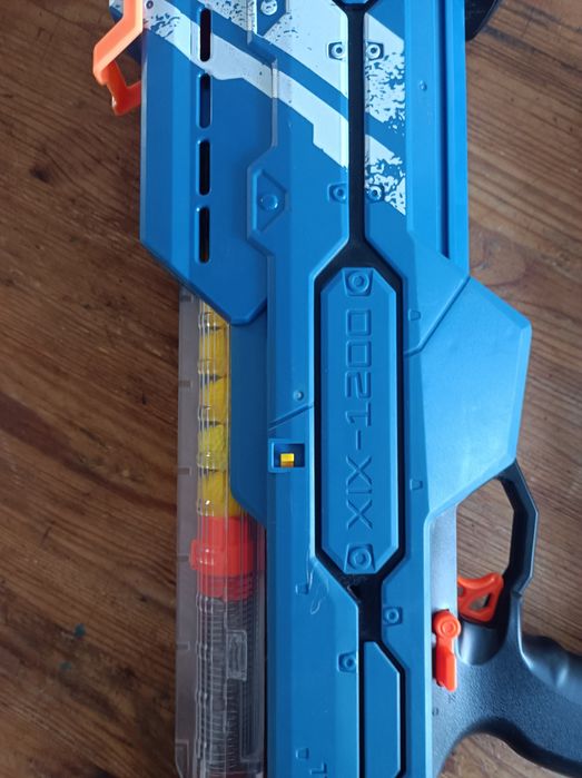 Nerf de bolas com cartuxo extra