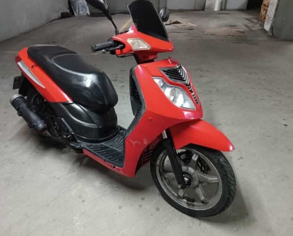 Moto 125 keeway  gasolina