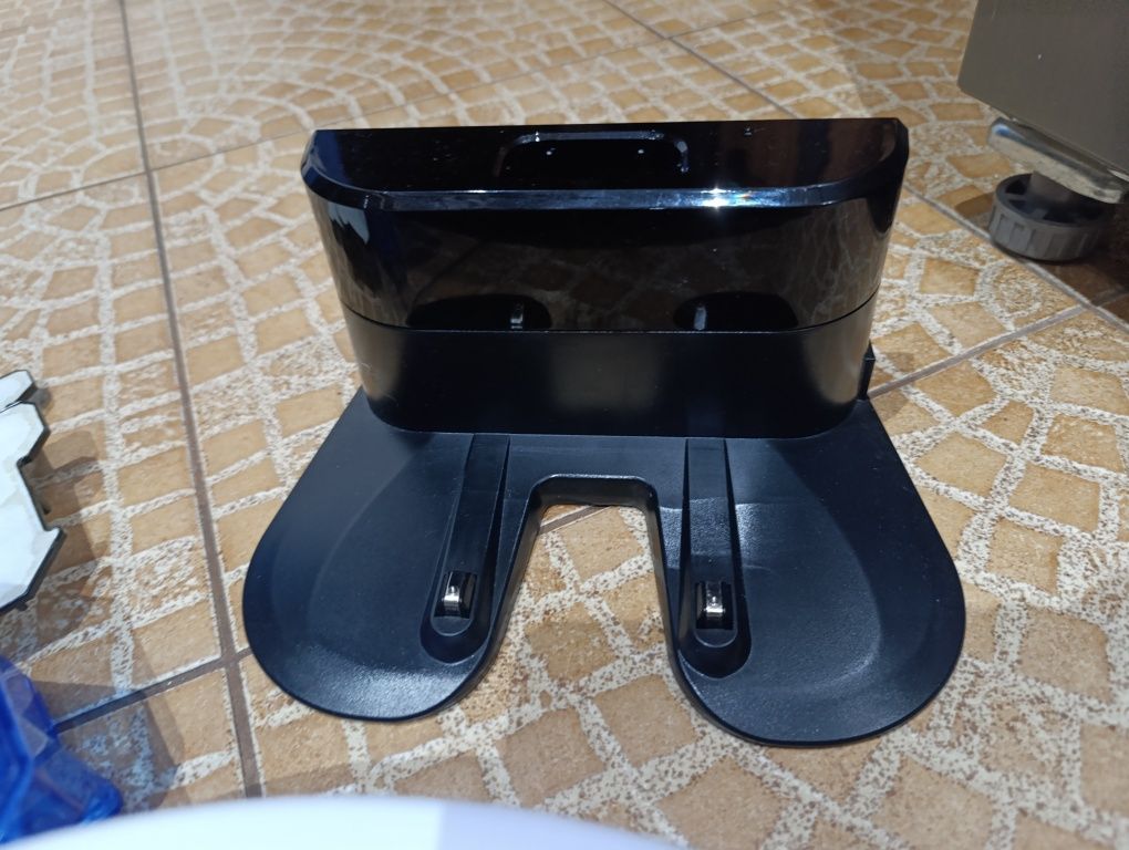 Robot ILIFE V7s Plus odkurzający z funkcją mopowania