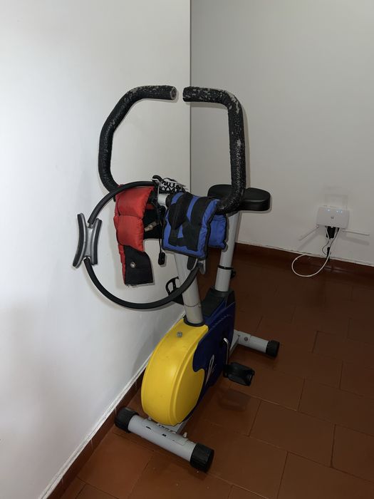Bicicleta de ginásio