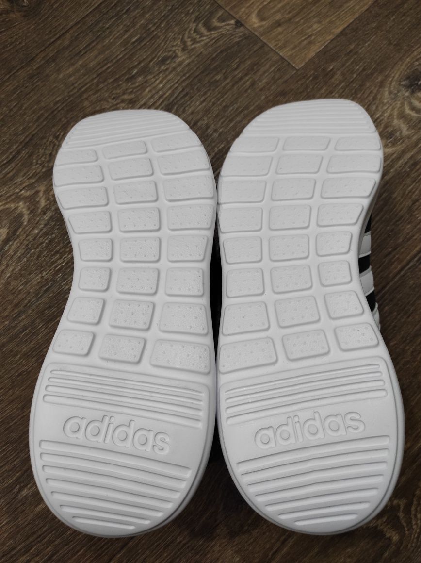 46 Adidas Lite Racer 3 оригінальні чоловічі кросовки