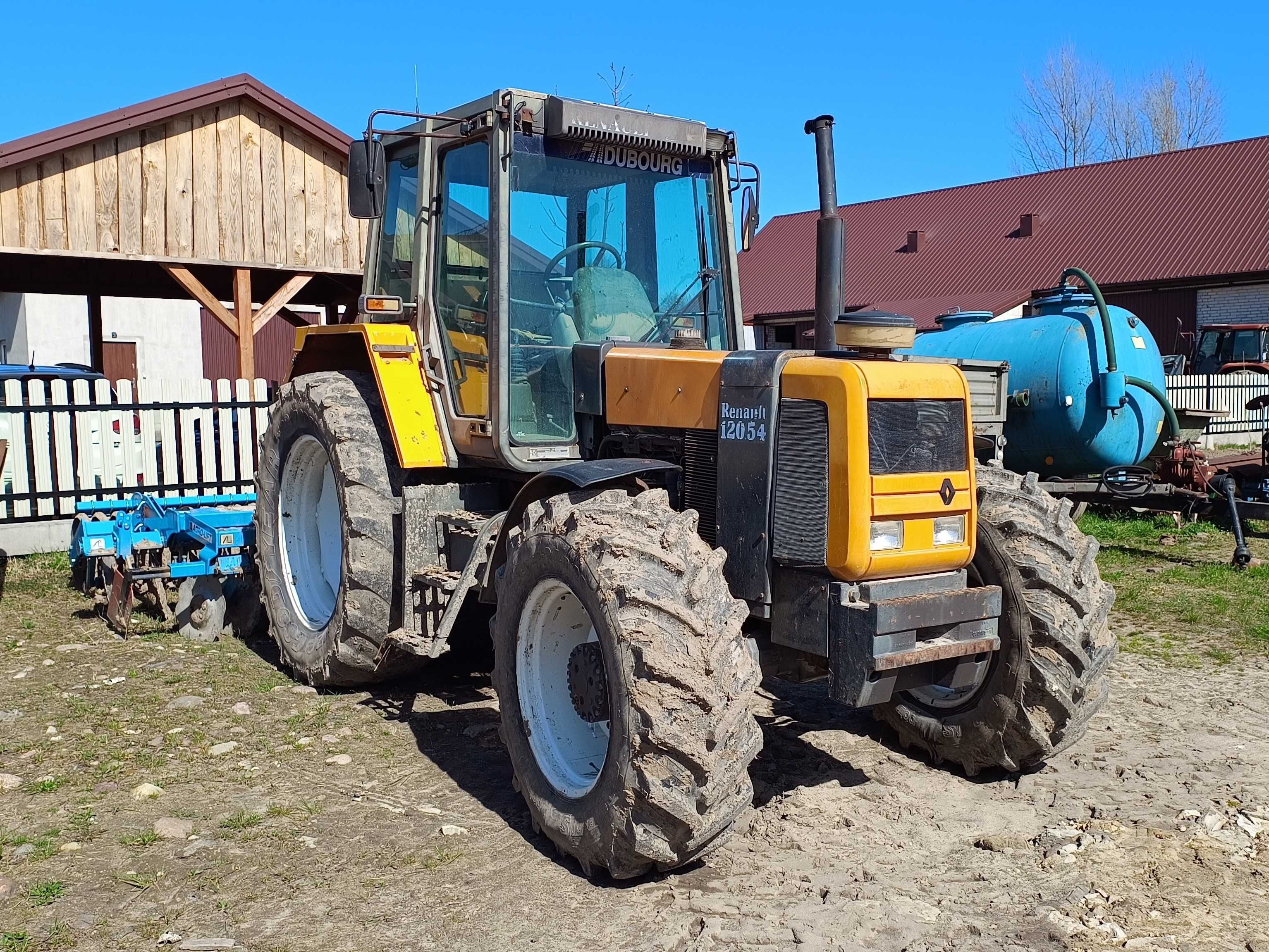 Ciągnik rolniczy Renault 120.54