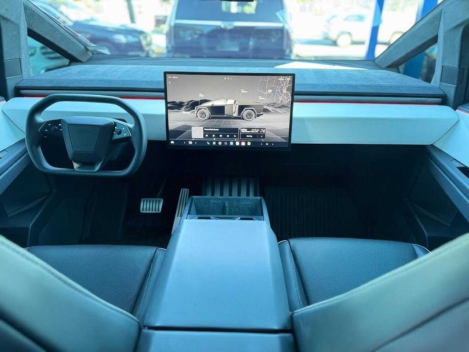 Tesla Cybertruck Cyberbeast Crew Cab      2024