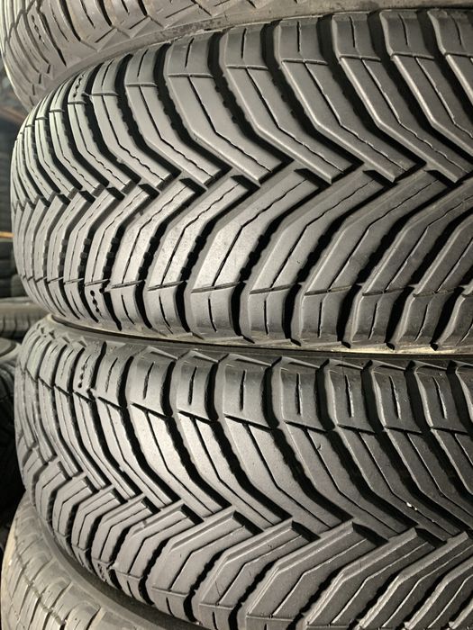 Комлект шин б/у всесезонні 195/65 15 Michelin Cross Climat Комплект
