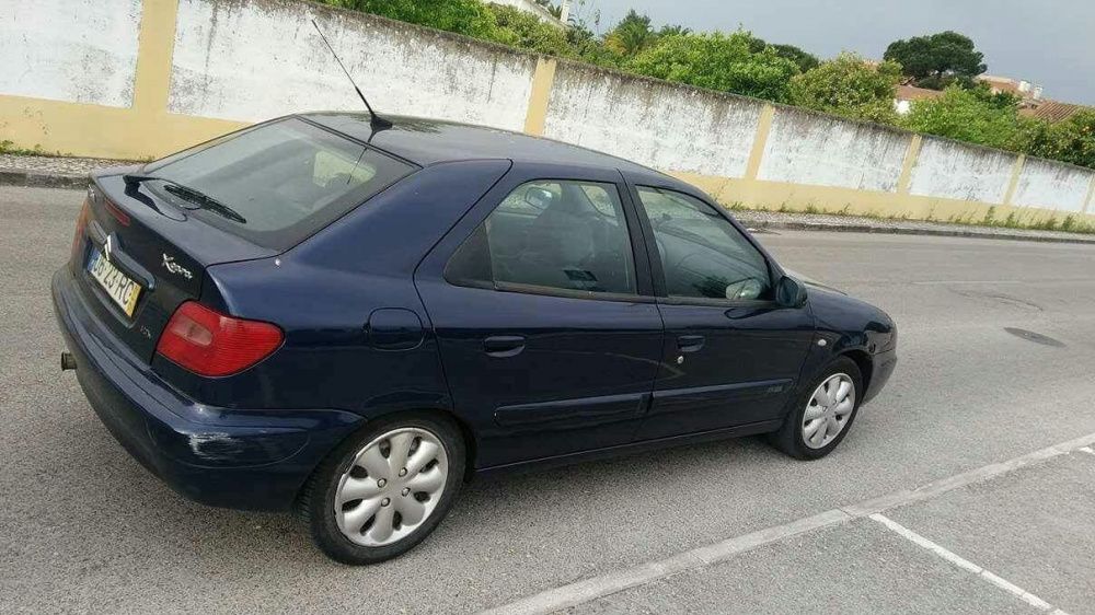 Para peças RENAULT 19 cilindrada 1.4 de 1998 boa mecânica vários carro