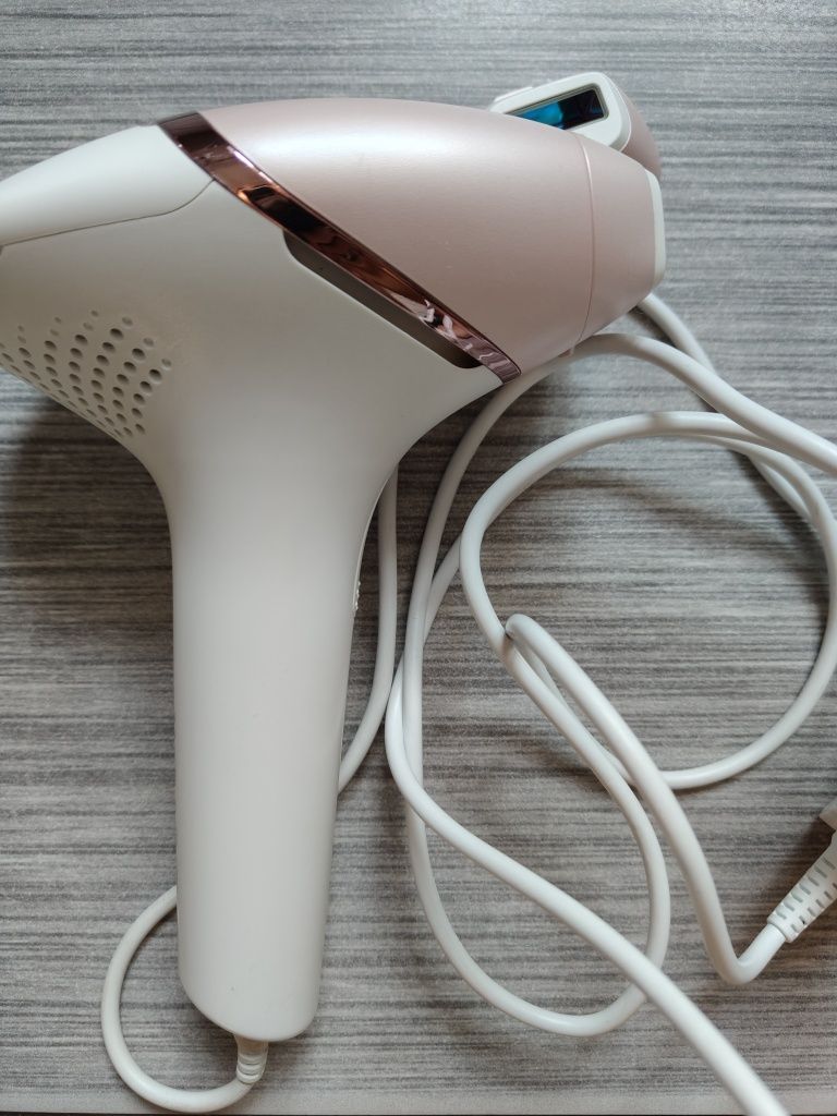 Depilator laserowy Philips Lumea prestige
